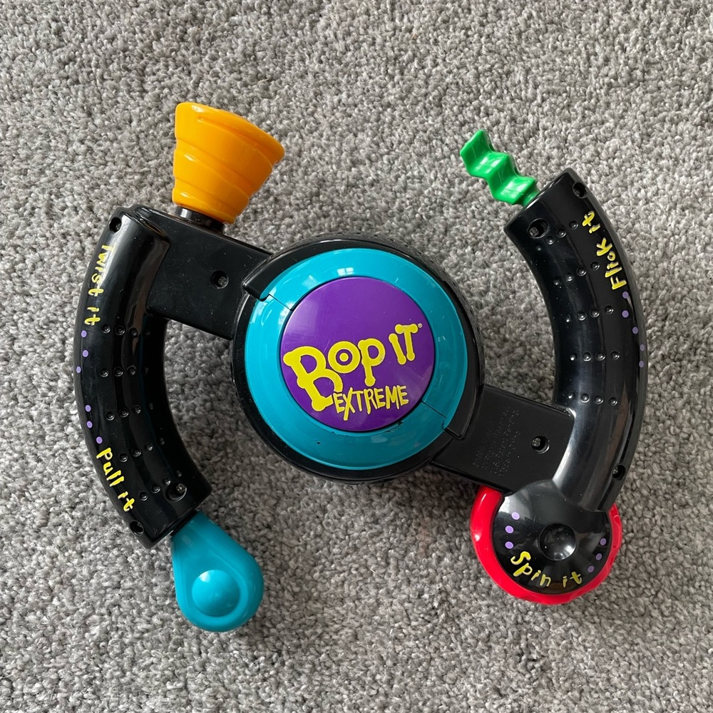 Bop it Extreme